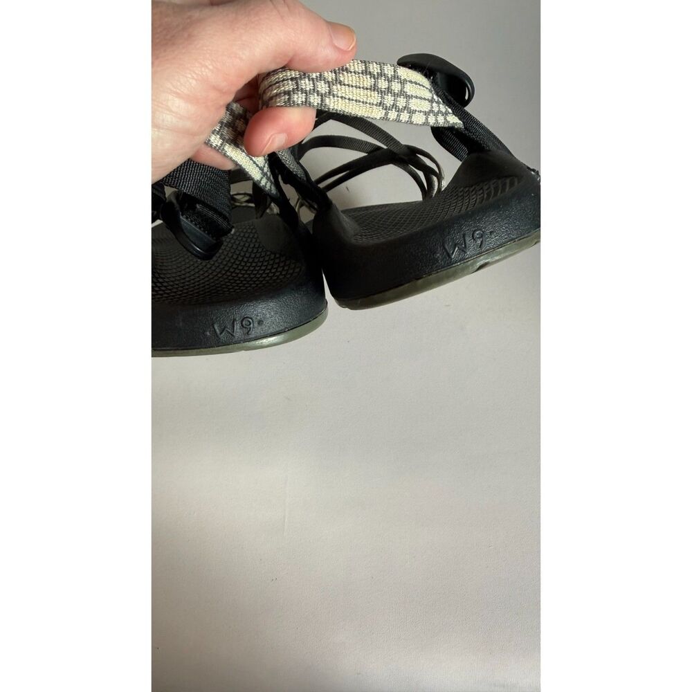 Chaco ZX/2 Womens 9 Black Gray Strappy Toe Loop Sandals Vibram Sole